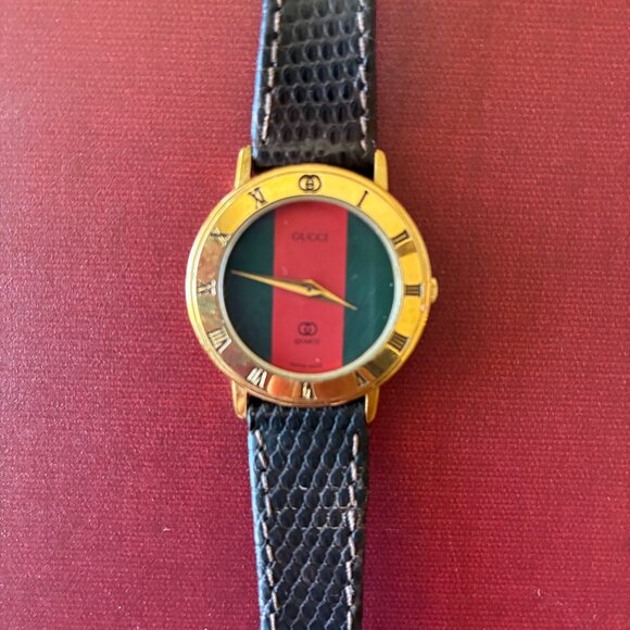 GUCCI – Women’s Classic Timeless 1980’s GUCCI Watch 3000L (working condition) - Picture 1 of 16